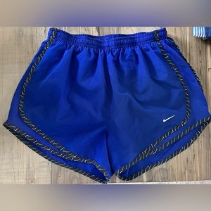 NIKE DRI-FIT Running Shorts Size Small